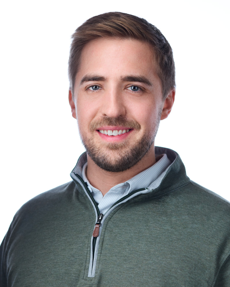 Robert 2 Vertical Web_3